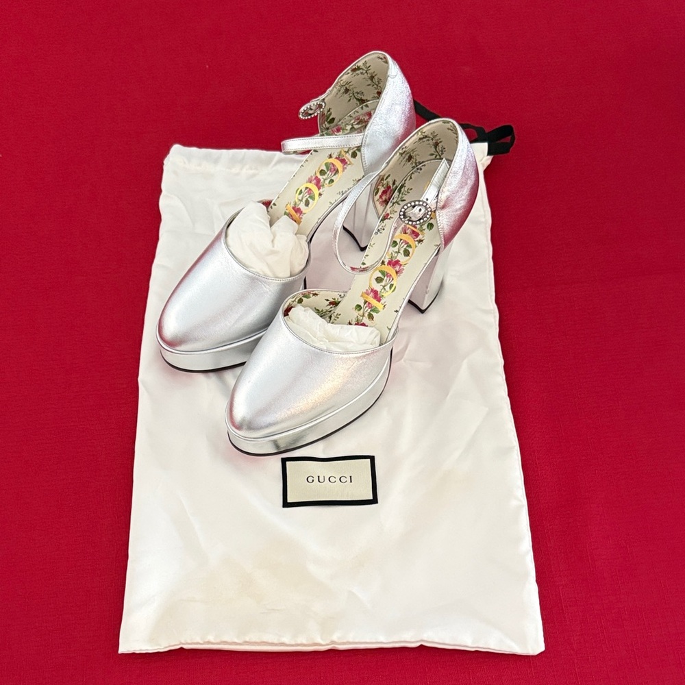 Gucci Women's Metallic Silver Heels